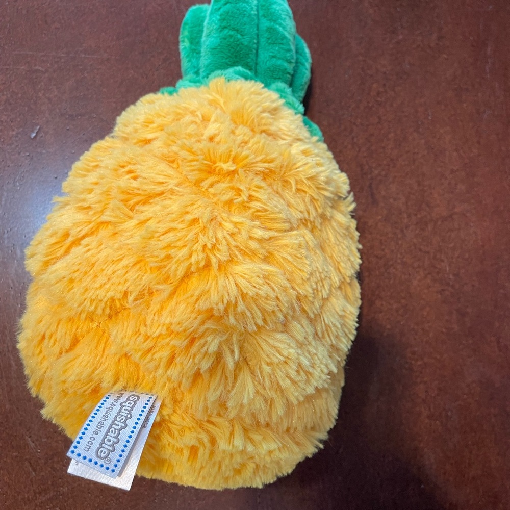 Squisable pineapple - Picture 2 of 3
